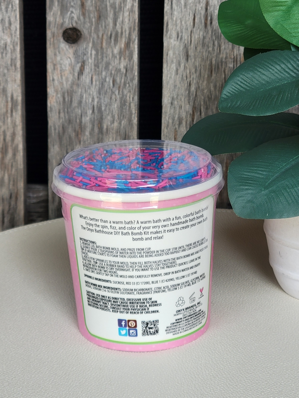 Onyx Bathhouse DIY Bath Bomb Bath Soak Kit — Sugar Sugar Includes Mystery Prize - Picture 2 of 4